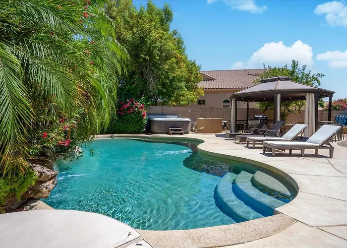 Scottsdale Escape - Pool, Spa, Firepit, & Pool Table * Phoenix