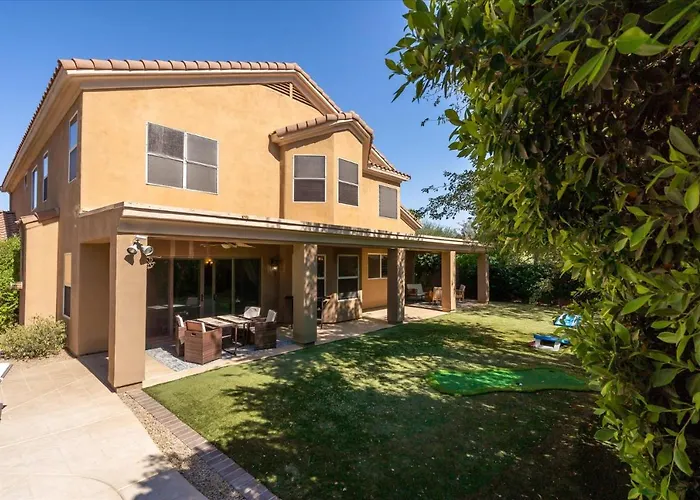 Scottsdale Escape - Pool, Spa, Firepit, & Pool Table