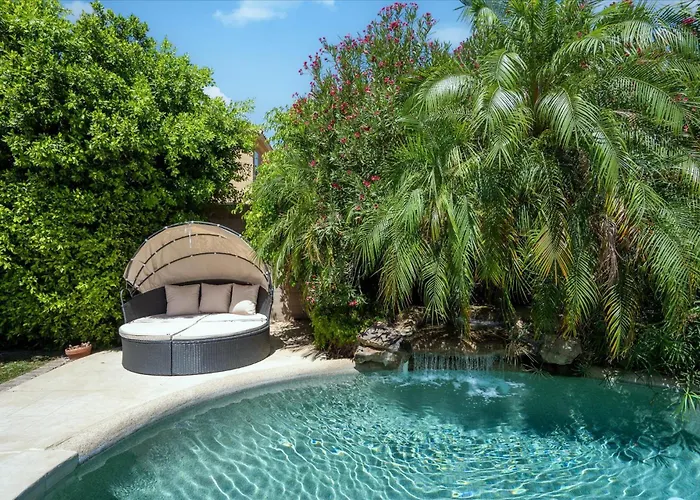 Scottsdale Escape - Pool, Spa, Firepit, & Pool Table Ferienhaus *
