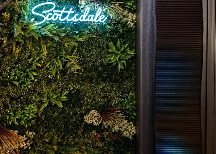 Holiday home Scottsdale Escape - Pool, Spa, Firepit, & Pool Table